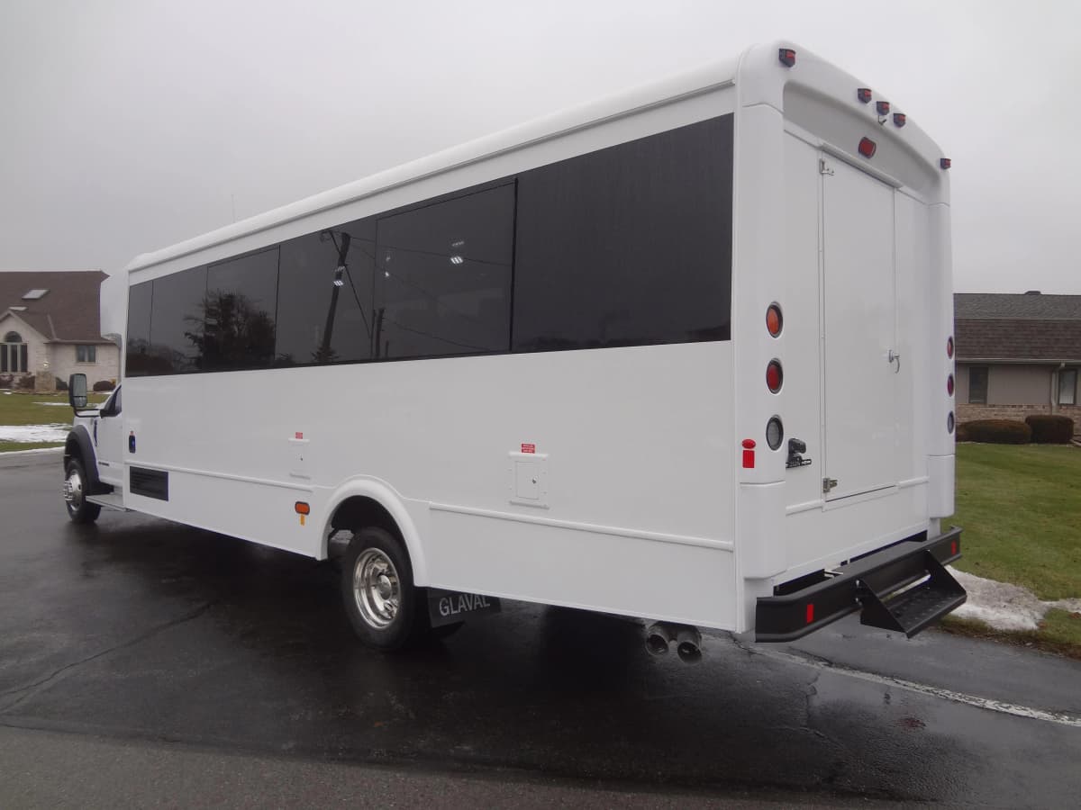 Glaval Entourage Image - GL23206-4a