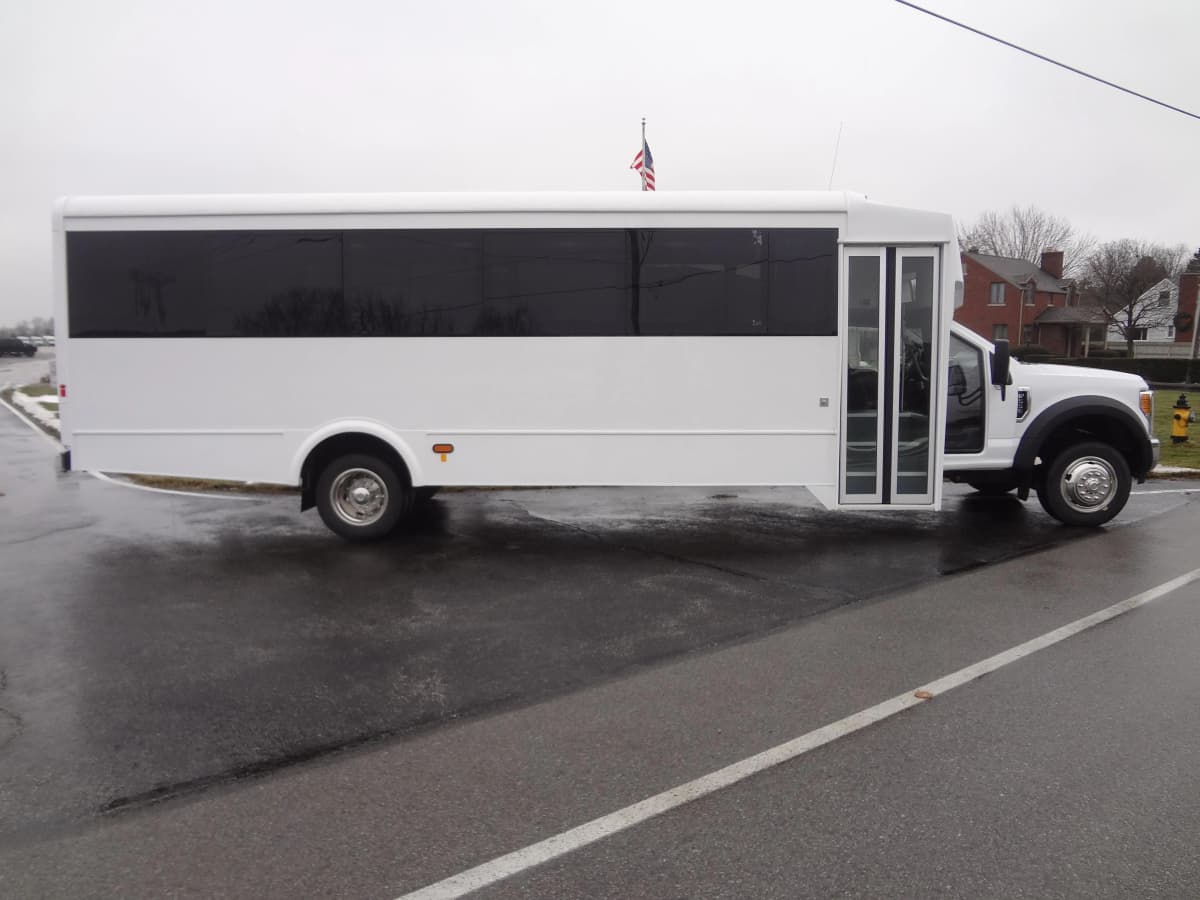 Glaval Entourage Image - GL23206-5a