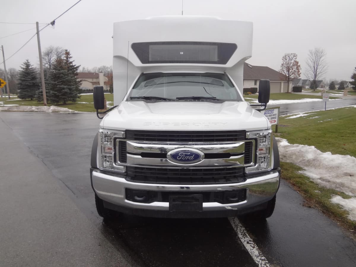 Glaval Entourage Image - GL23206-7a